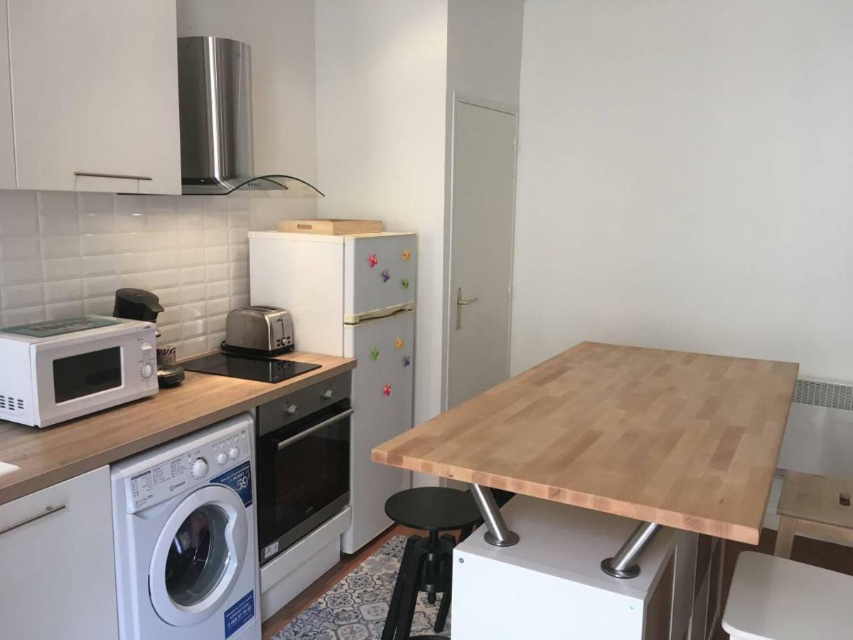 비시 Cosy Et Calme F2 En Plein Centre Ville 아파트 외부 사진